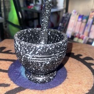 Black and White Speckled Mortar and Pestle